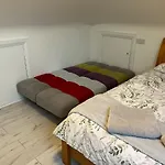 Superb Large 5 Bedroom Home, 6 Beds, Sleeps 10-11 Guest, With Lovely Mountain Views Tatil Evi Killarney